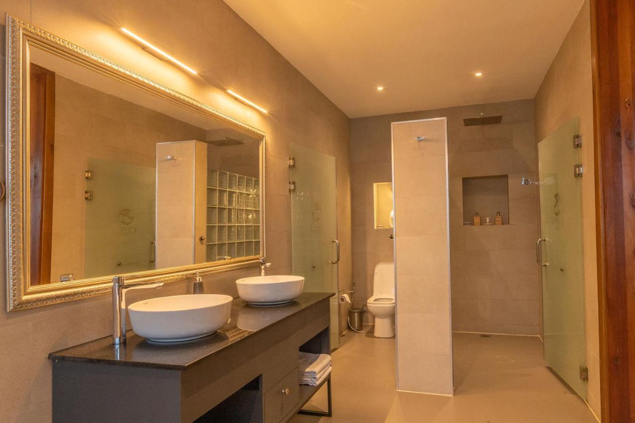 Cleo Lake Kivu Hotel Mwendo Экстерьер фото